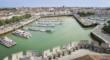 Donner la main aux socio-professionnels sur leurs fiches : le choix de La Rochelle Tourisme